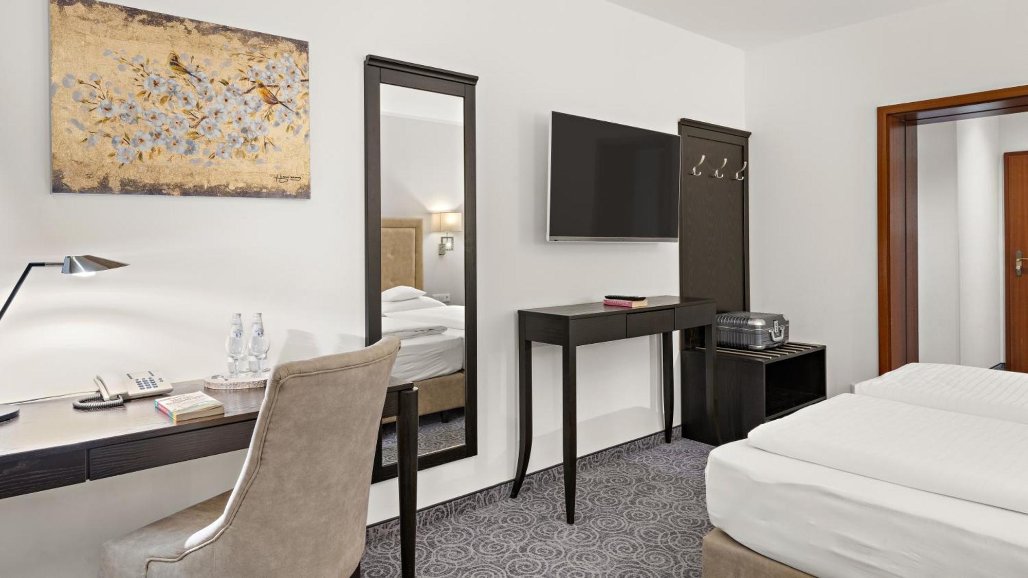 Seehotel Muehlenhaus Chorin Esterno foto
