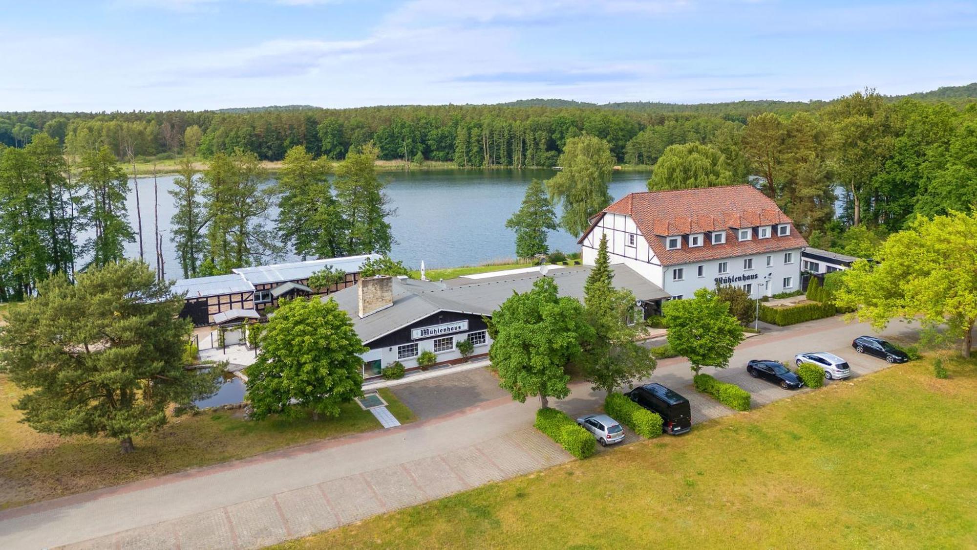 Seehotel Muehlenhaus Chorin Esterno foto
